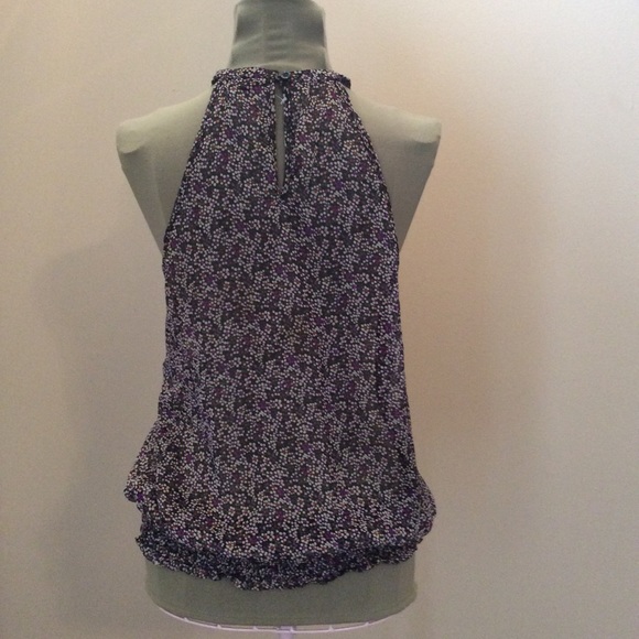 Front Ruffle Multi Color Sleeveless Top. Sheer. - Picture 3 of 5